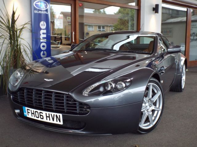 ASTON MARTIN V8 VANTAGE V8